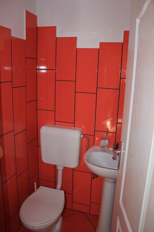 Timi Kulcsoshaz Hotel Lăzarea Buitenkant foto